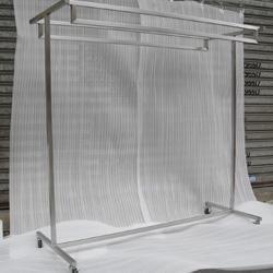 東莞市東城浚朗工藝制品廠批發供應展示道具,服裝道具,掛包架,不銹鋼掛架